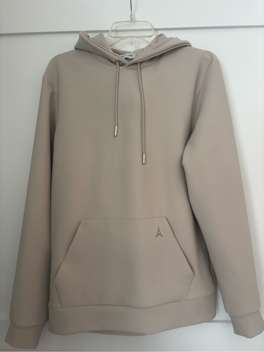 Maniere De Voir Men's Taupe Hoodie Sweatshirt men’s size small never worn